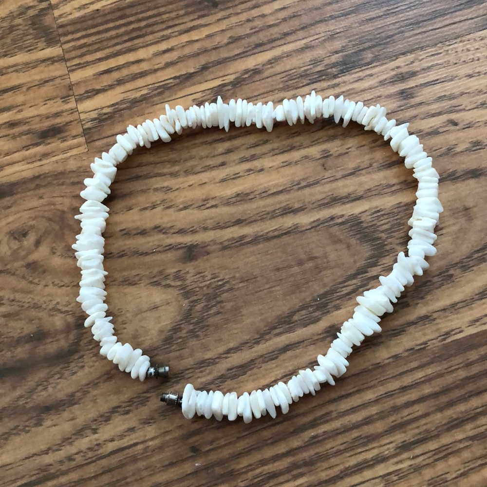 shell necklace